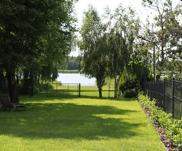 Przystan Nad Miazka 度假居 *