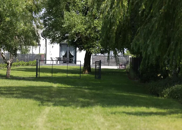 Przystan Nad Miazka Semesterbostad Sapowice